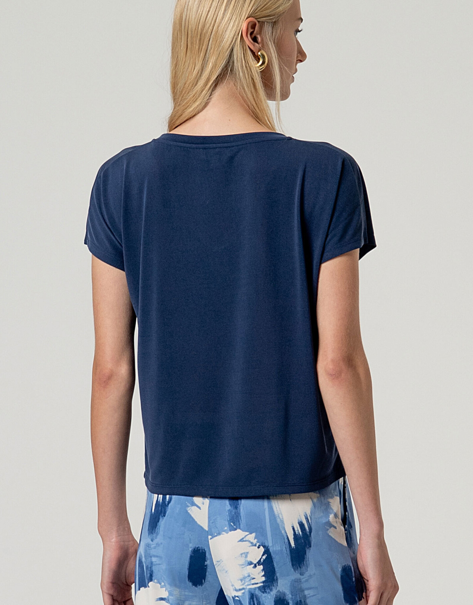 Surkana Surkana - 526BAMO015 V-Neck Shirt SS26