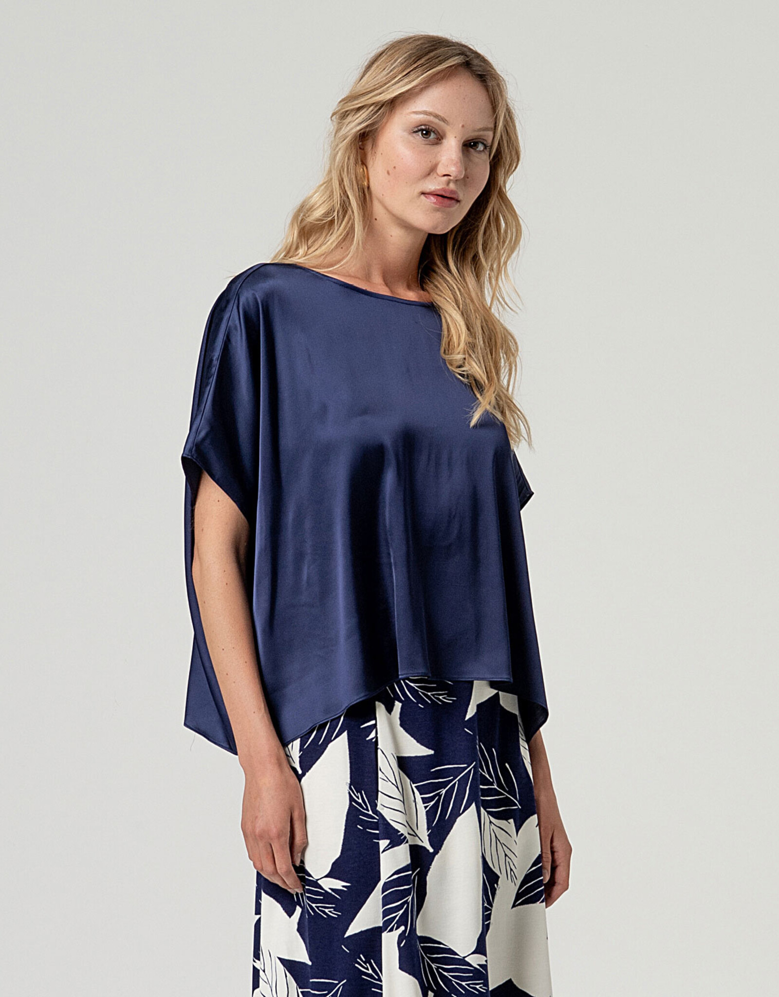 Surkana Surkana - 516HIEN122 Cape Style Blouse SS26