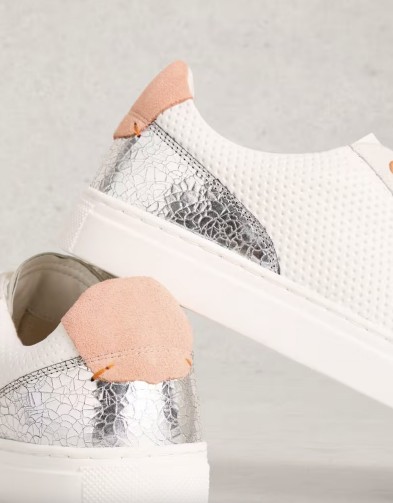 White Stuff White Stuff- Tori  leather trainer SS26