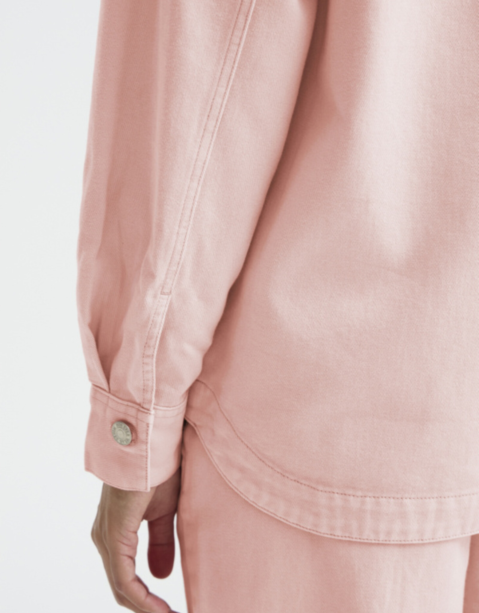 b. young B. young- Bykainno shirt SS26