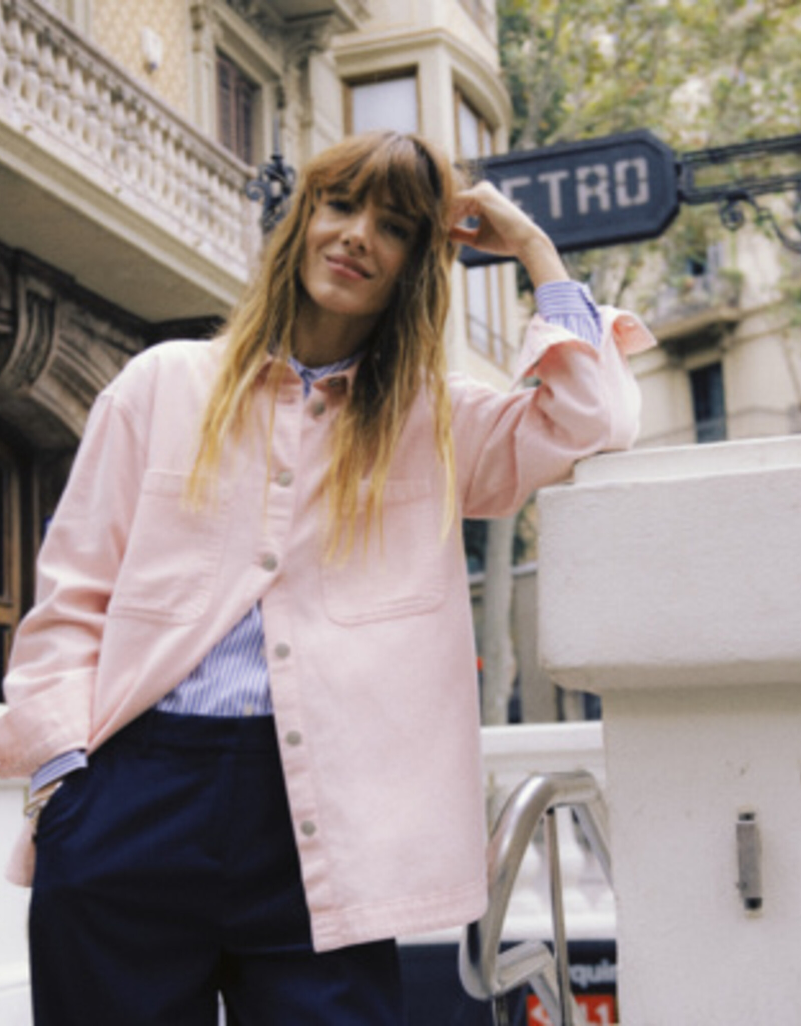 b. young B. young- Bykainno Chemise SS26