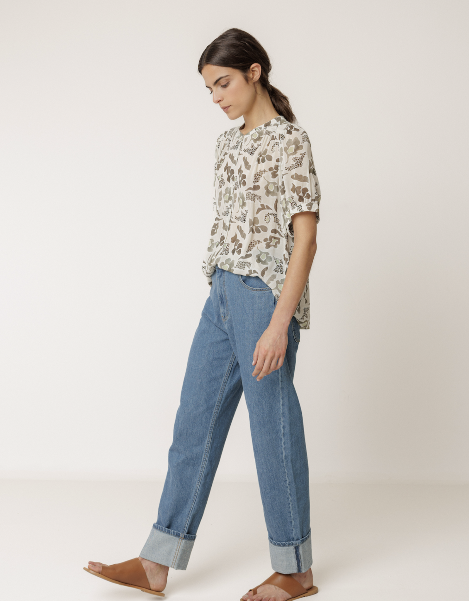 Indi & Cold Indi & Cold - VV26AD116 Maxi Flower Shirt SS26