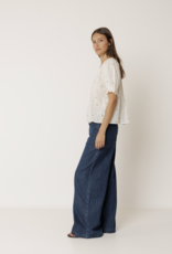 Indi & Cold Indi & Cold - VV26MC125 Short-Sleeved Elastic blouse SS26