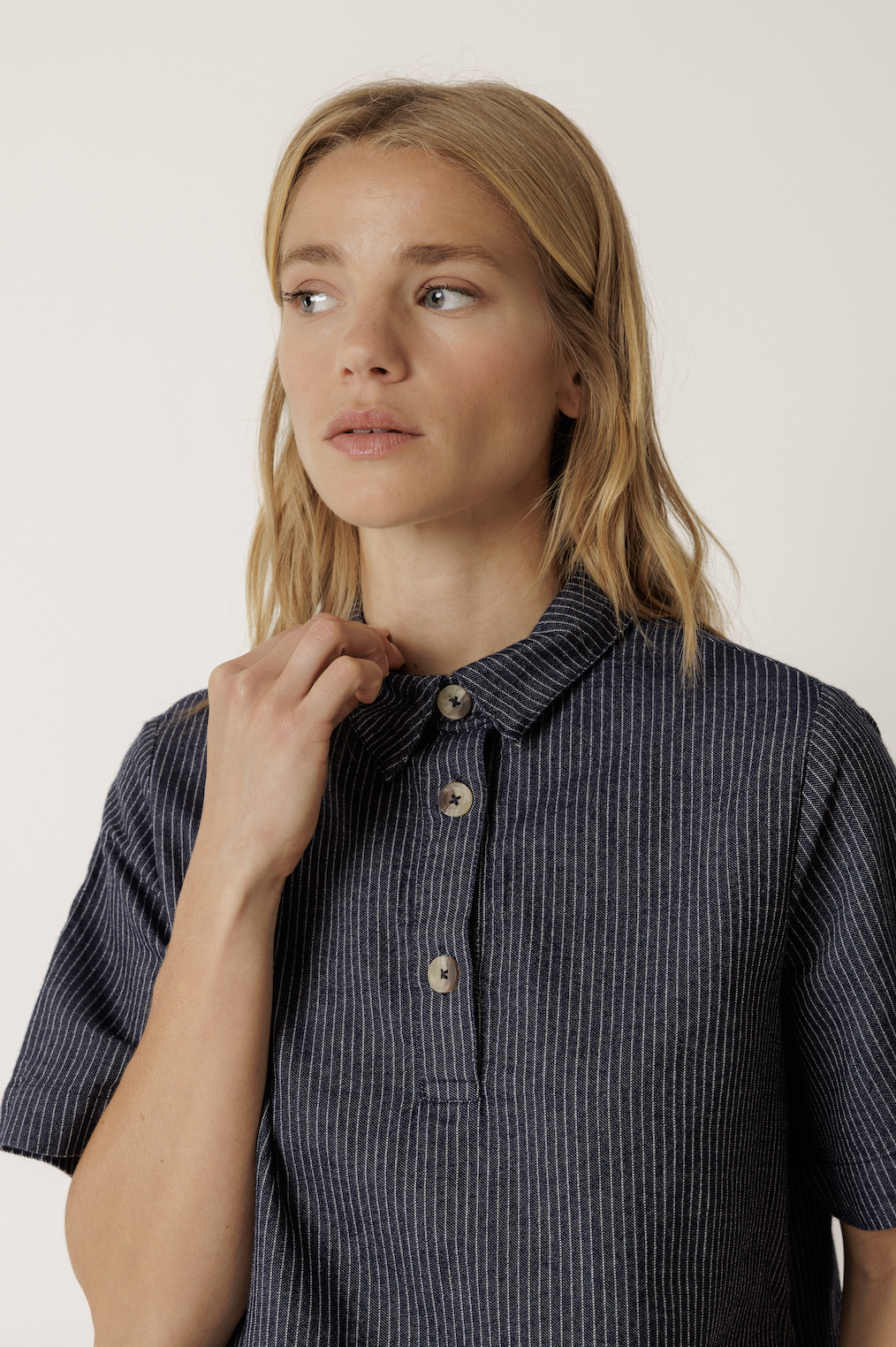 Indi & Cold Indi & Cold - VV26MI272 Striped Shirt with Tie SS26