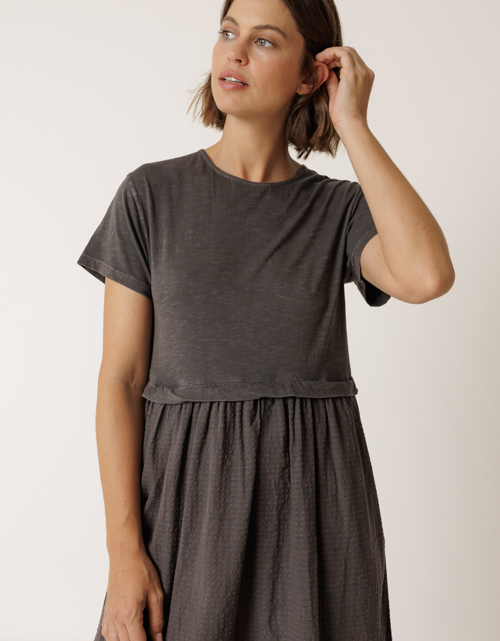 Indi & Cold Indi & Cold - VV26SK415 Combination Midi Robe SS26