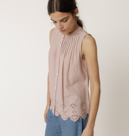 Indi & Cold Indi & Cold - VV26SK431 Combination Embroidered Tee SS26