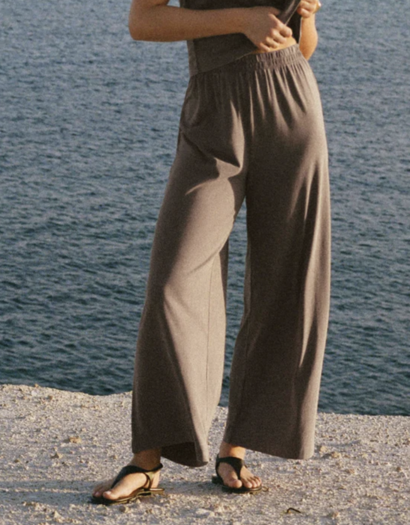 Z Supply Z Supply - Scout Jersey Crop Flare Pantalon SS26