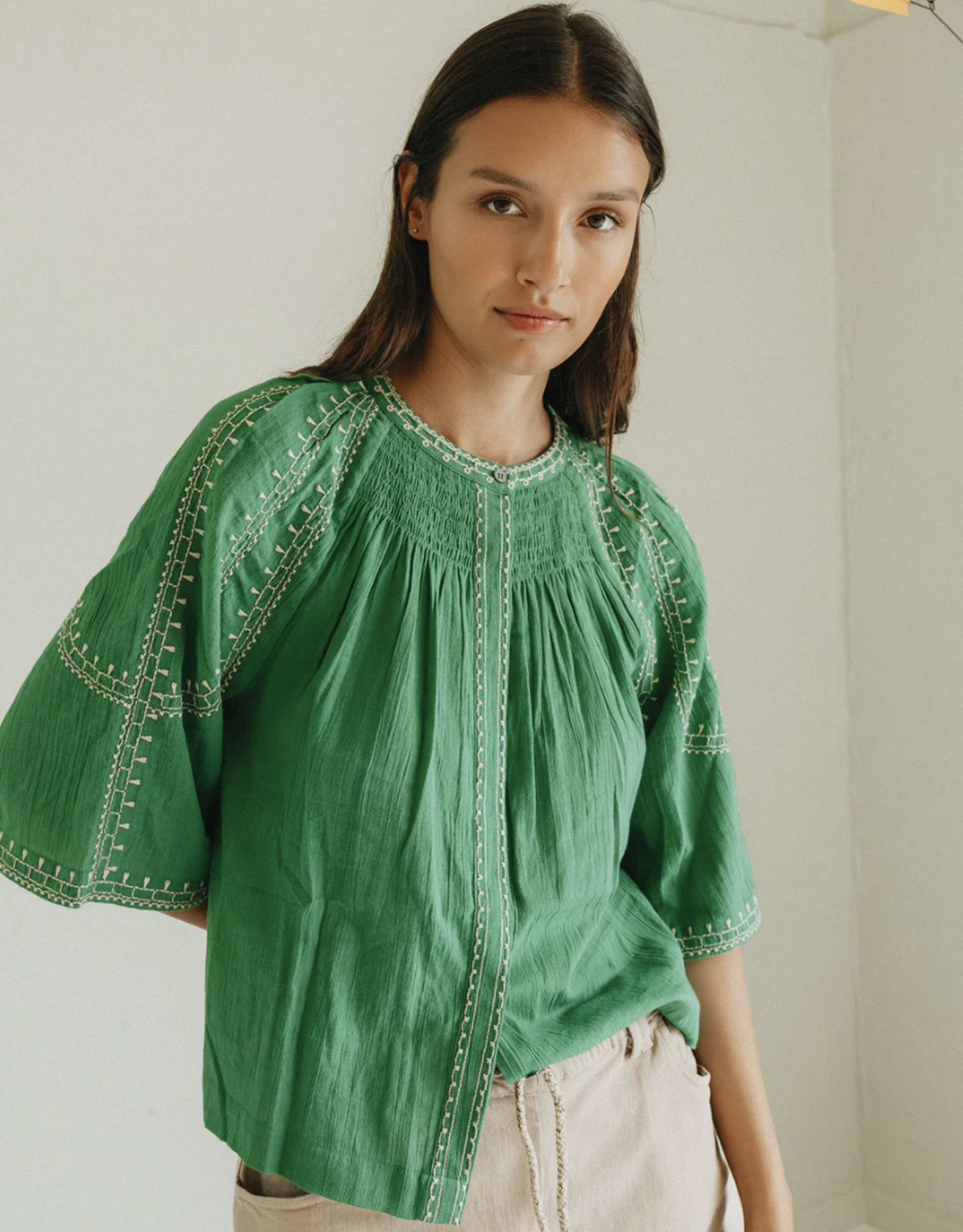 Indi & Cold Indi & Cold  - VV26AD185 Bell-Sleeve Shirt SS26