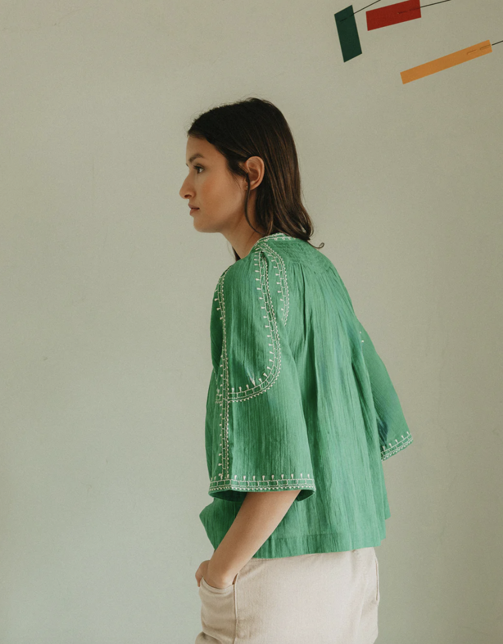 Indi & Cold Indi & Cold  - VV26AD185 Bell-Manches Blouse SS26