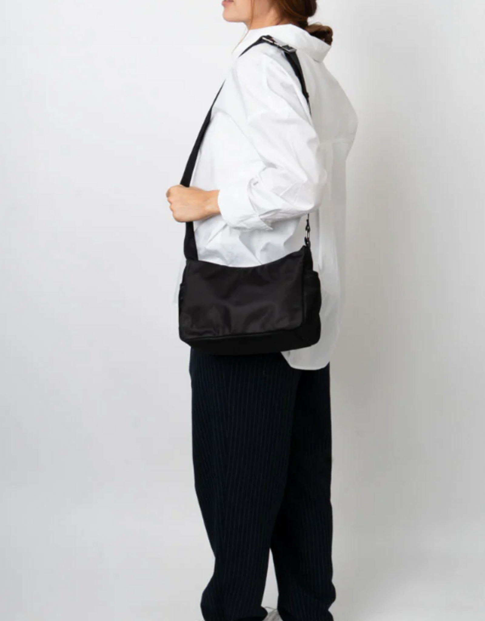 Hvisk Hvisk - Tracy Matte Twill Purse SS26