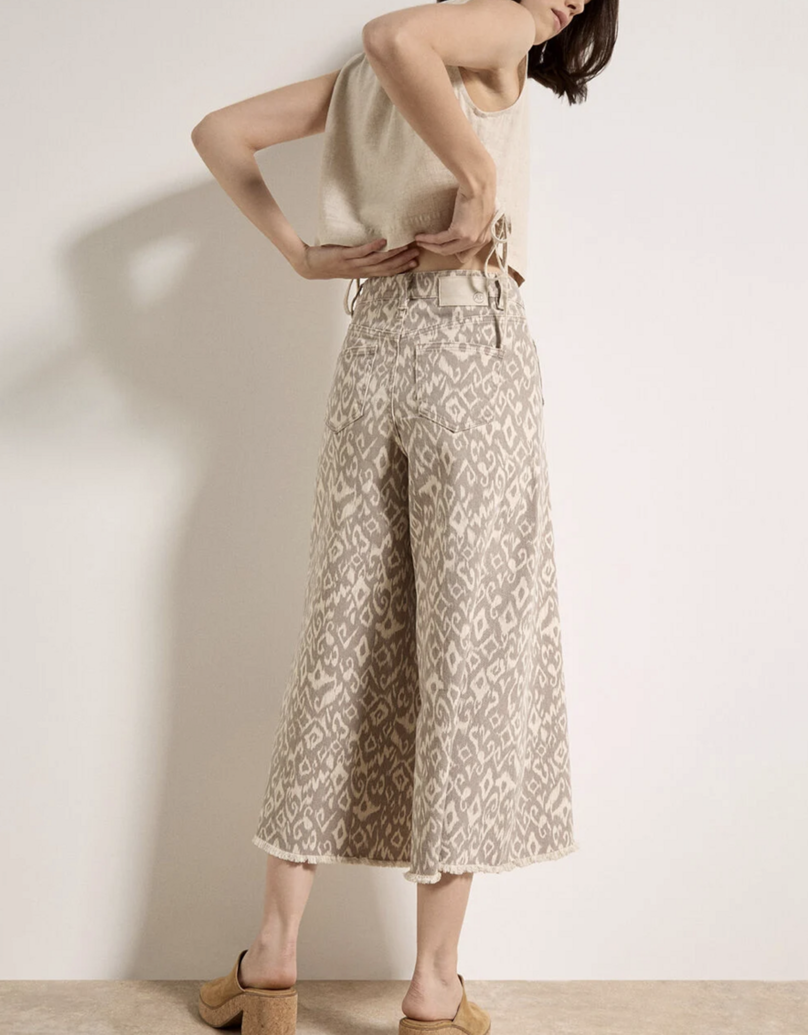 Apricot Apricot - Ikat Giana 2pk Wide Leg Jeans SS26