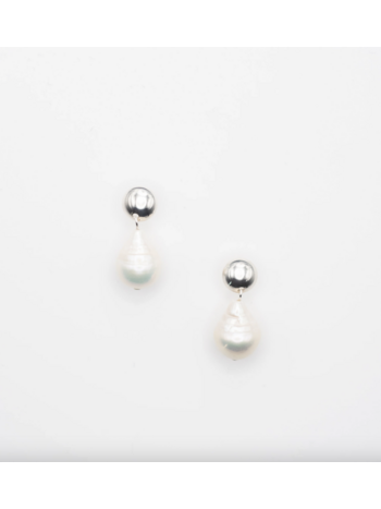 Flora Ciccarelli Flora Ciccarelli- 26p 105 Pearl earrings silver