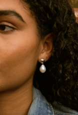 Flora Ciccarelli Flora Ciccarelli- 26p 105 Pearl earrings silver