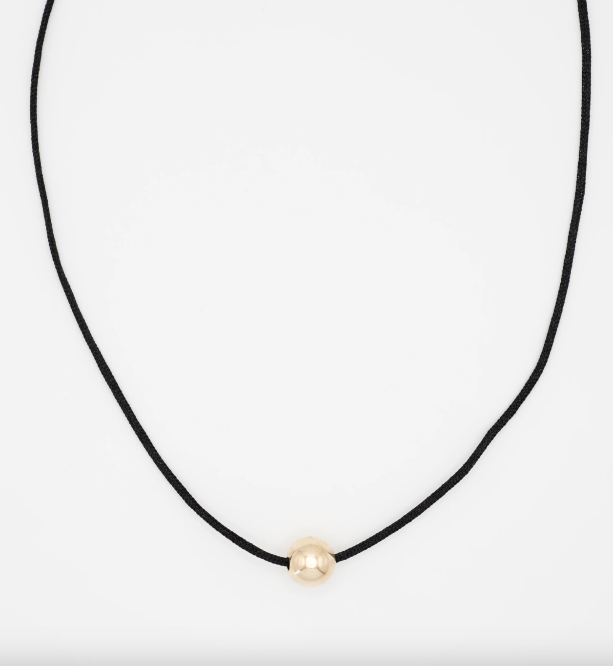 Flora Ciccarelli Flora Ciccarelli- 26p 204G Collier Fil nylon et bille or rempli