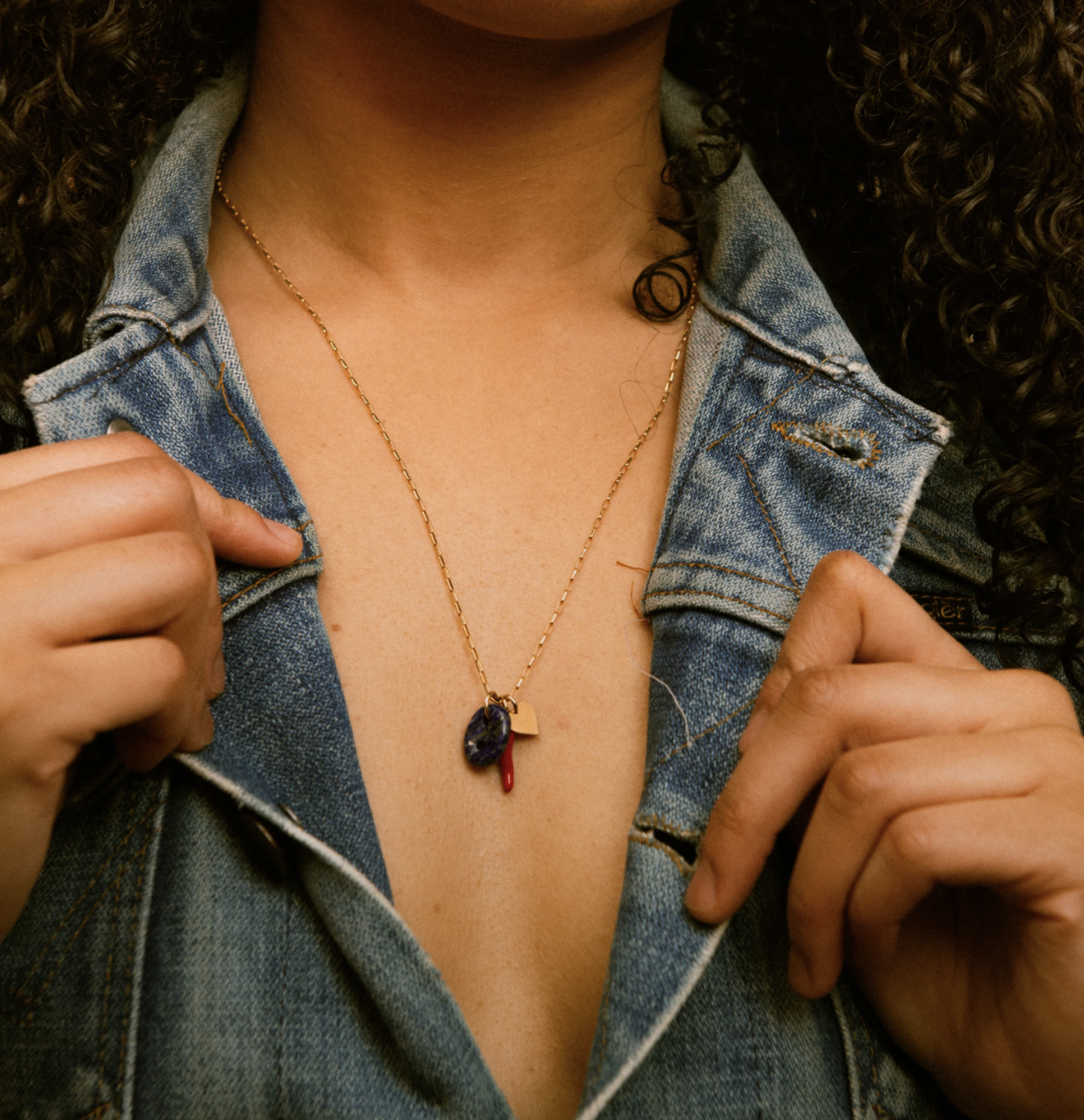 Flora Ciccarelli Flora Ciccarelli- 26P 201 Collier or avec lapis et corne rouge
