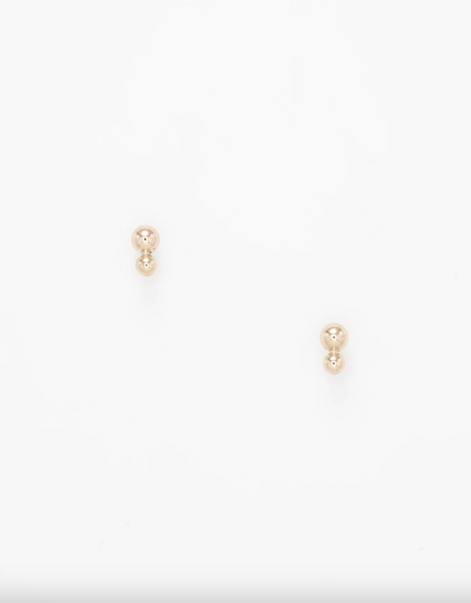 Flora Ciccarelli Flora Ciccarelli- 25p 104  gold earrings
