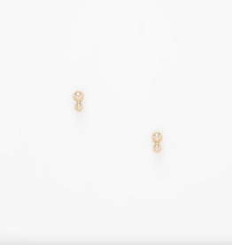 Flora Ciccarelli Flora Ciccarelli- 25p 104  gold earrings