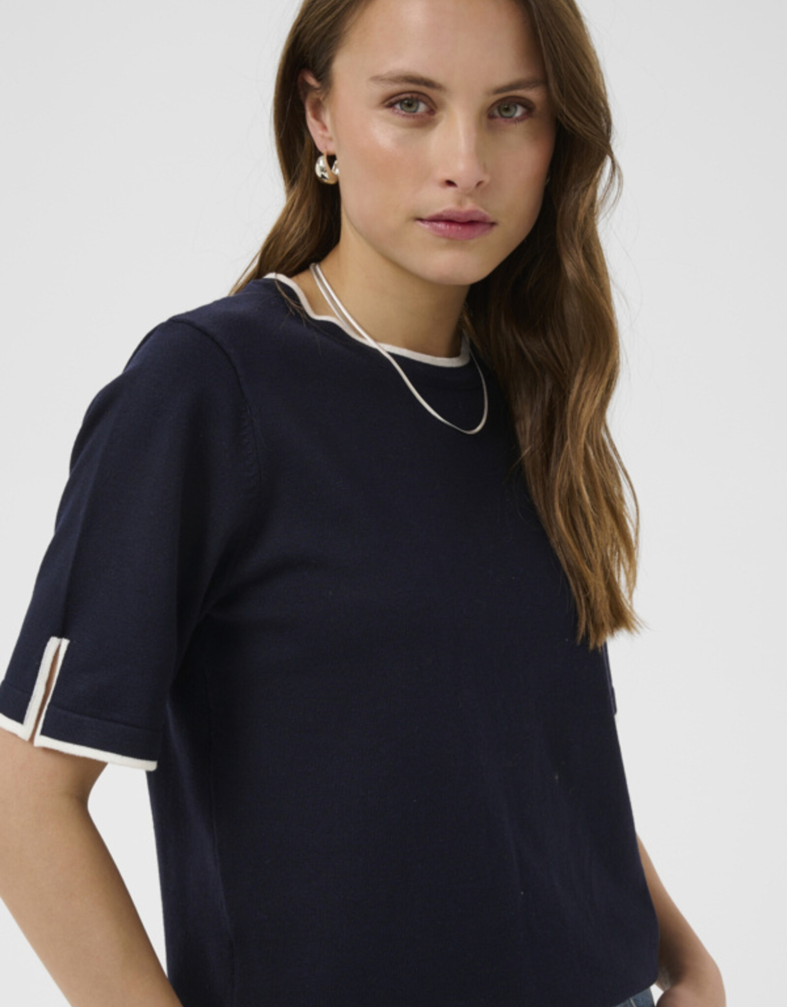 Saint Tropez - Mila chandail details contrastants FW26