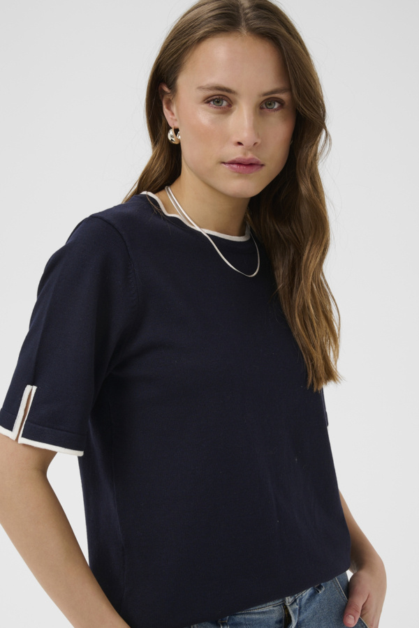 Mila chandail details contrastants FW26