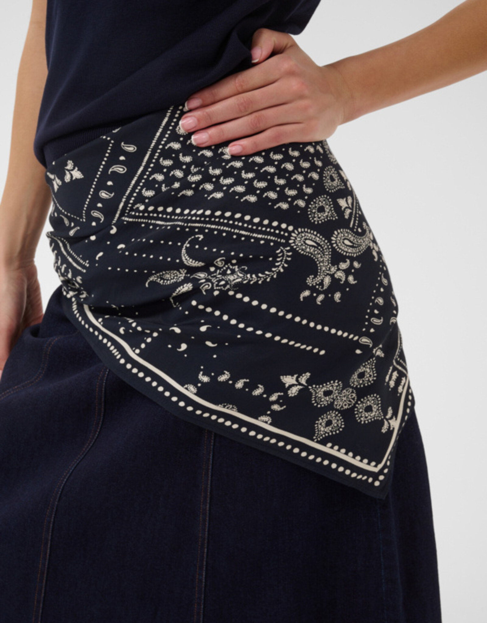 Saint Tropez - Stephanie foulard FW26
