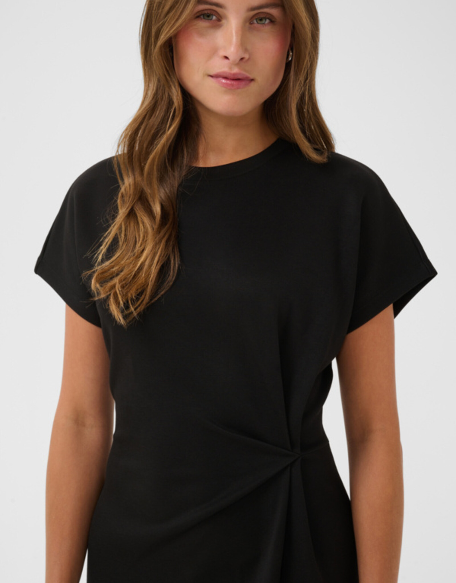 Saint Tropez -Robe TheoSZ FW26
