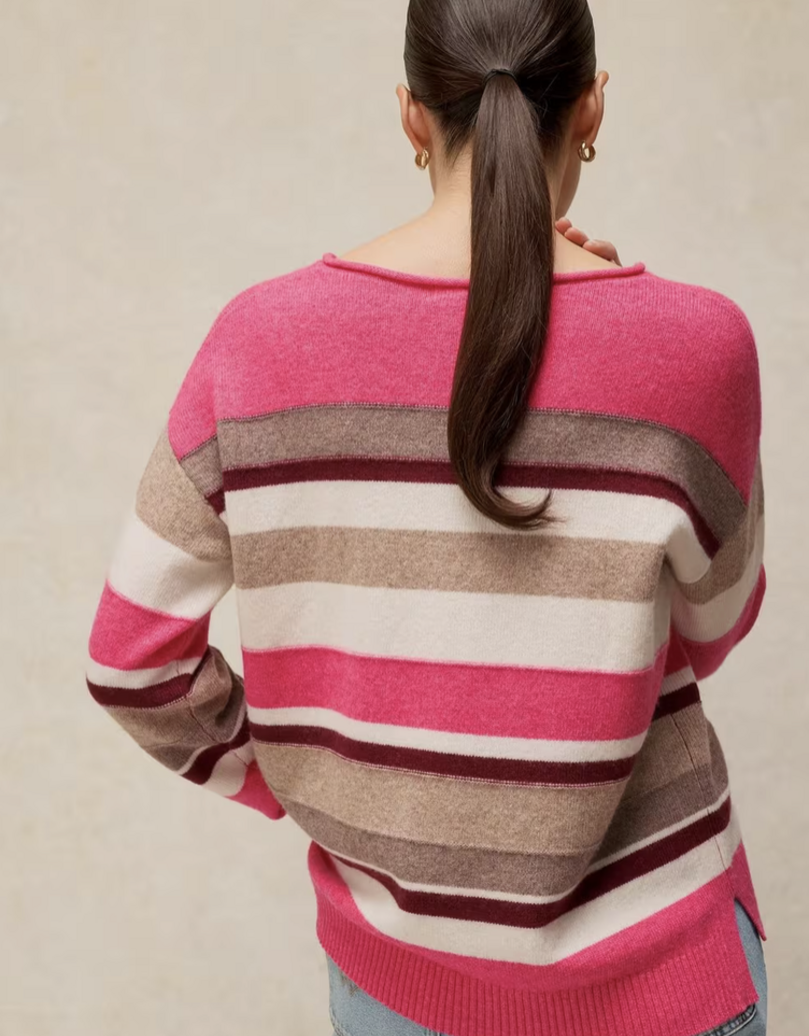 White Stuff White Stuff- 446733 Sansa v-neck sweater FW26
