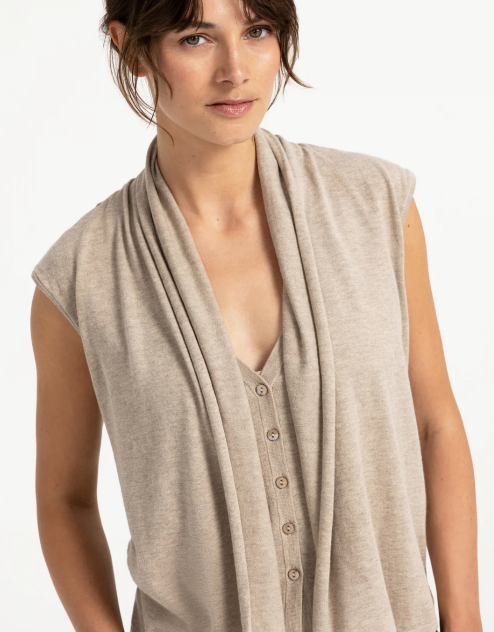 Yaya Yaya - Sleeveless Double Layered Cardigan 01010176