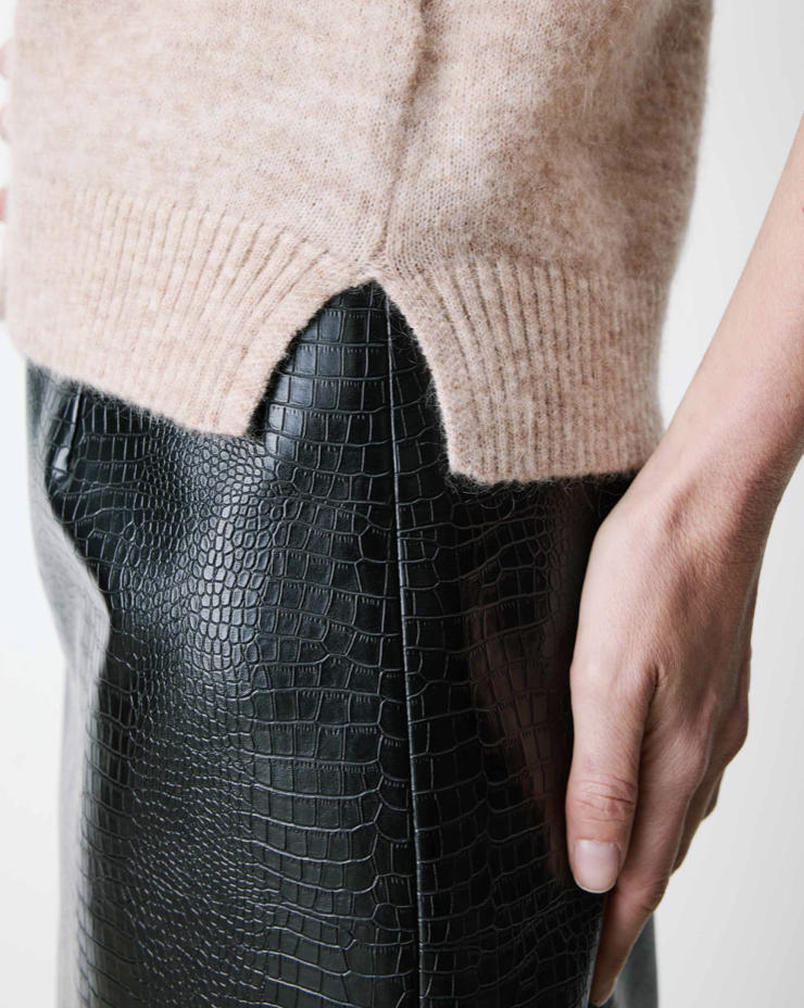 Grace & Mila Cardigan Nars