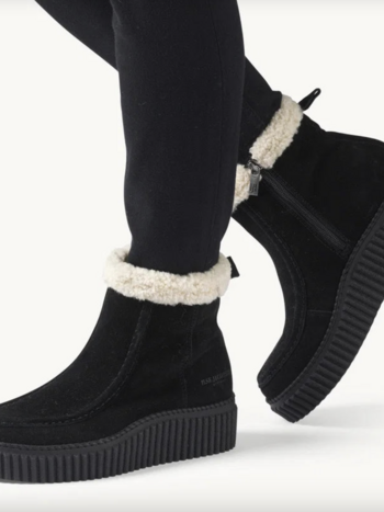 Ilse Jacobsen Bottes  Calira01