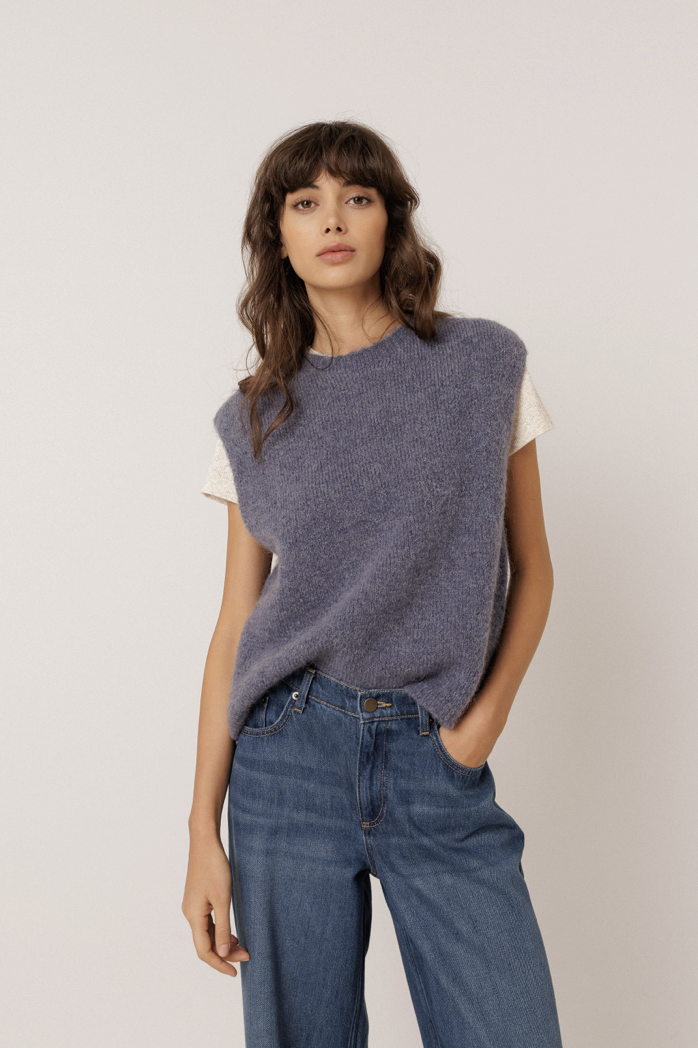 Indi & Cold VI26FG546 Vest with Mohair