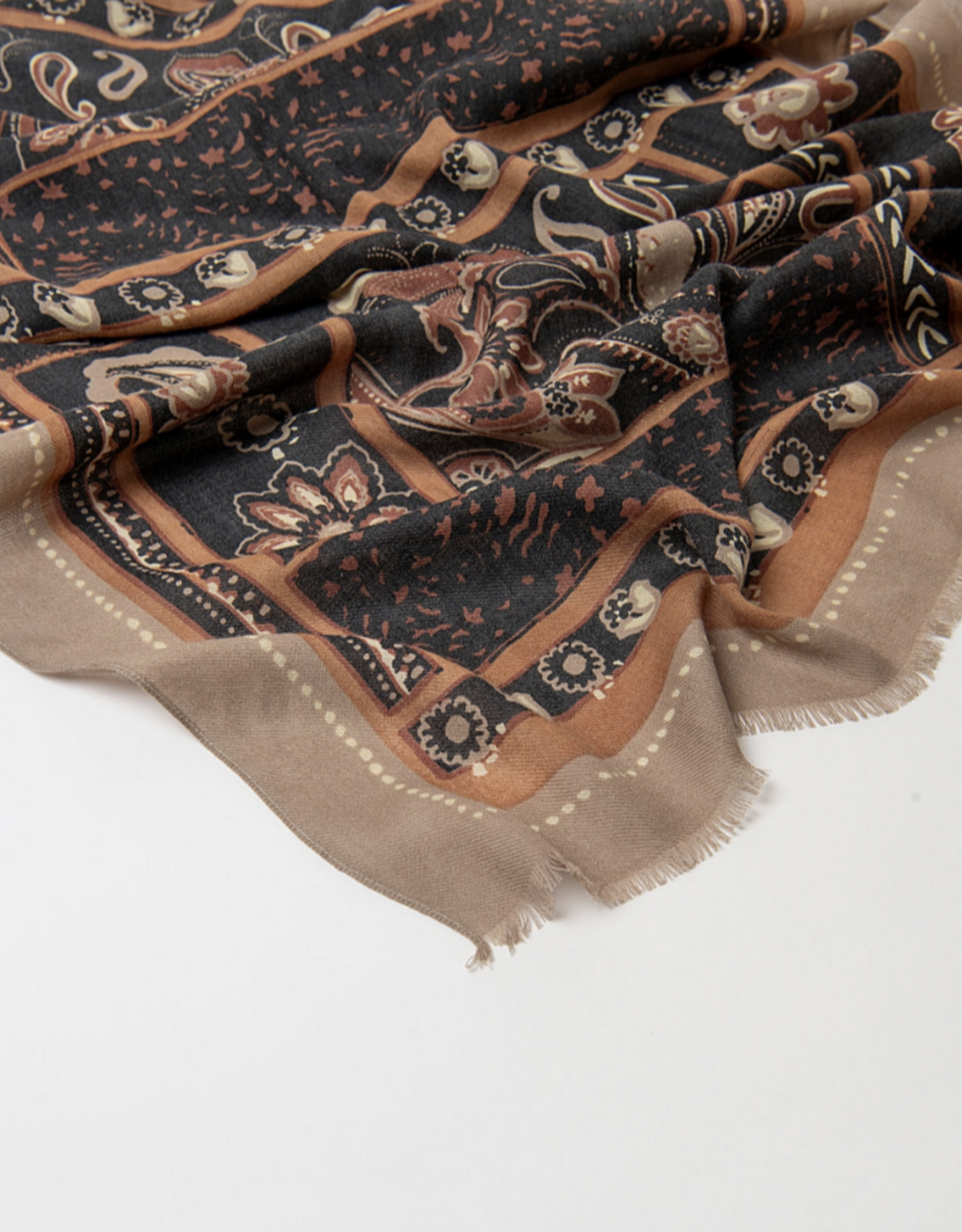 Surkana Surkana - 36FUWO221 Printed Scarf FW26