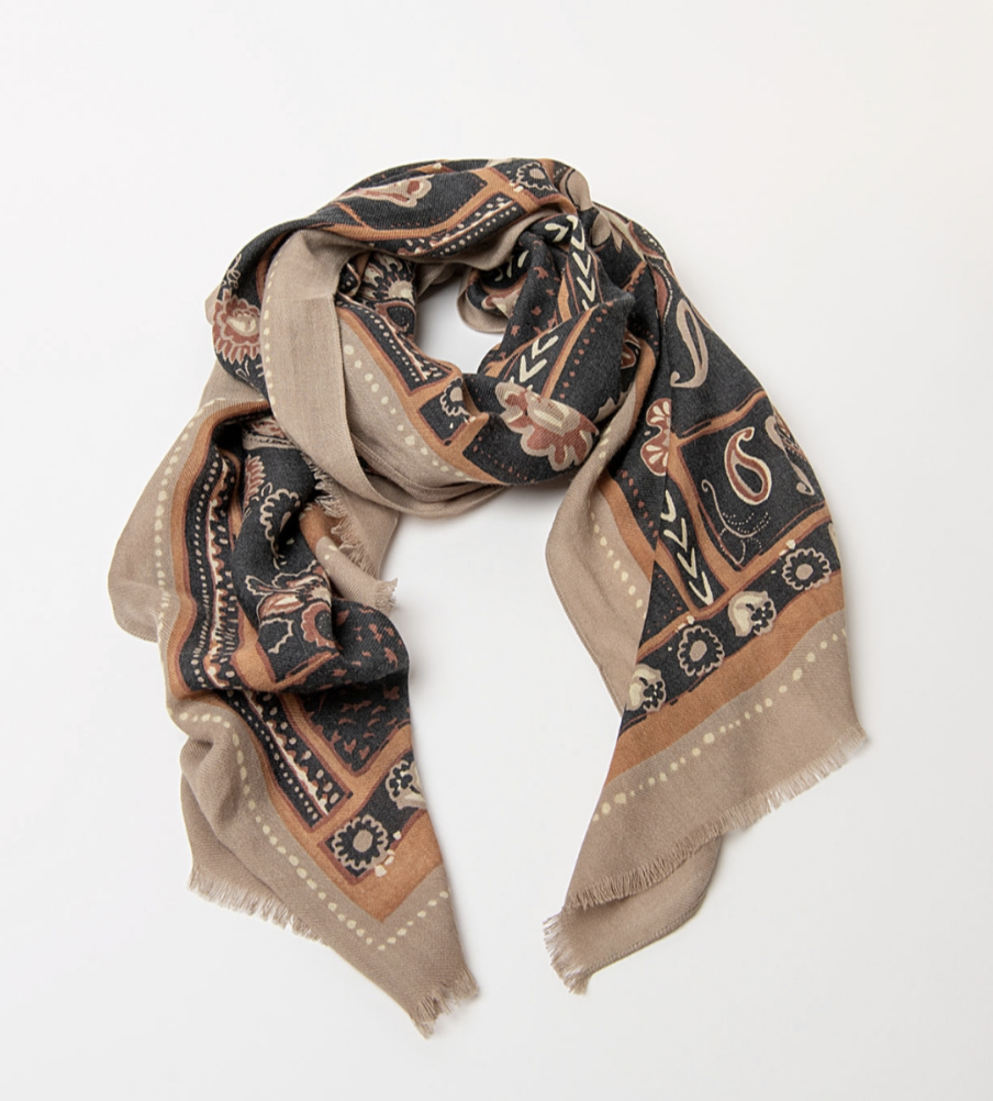 Surkana 36FUWO221 Printed Scarf FW26