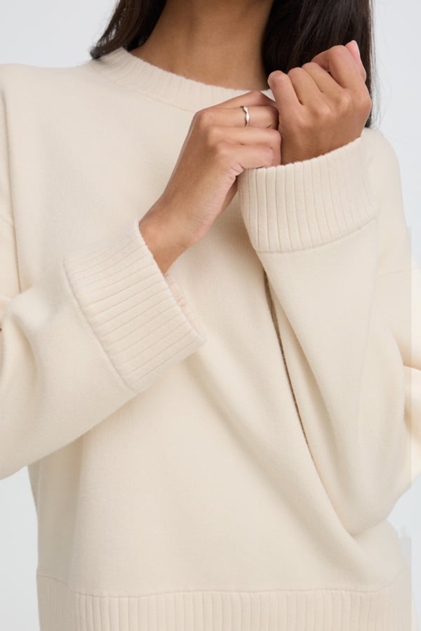 b. young BYotari Jumper