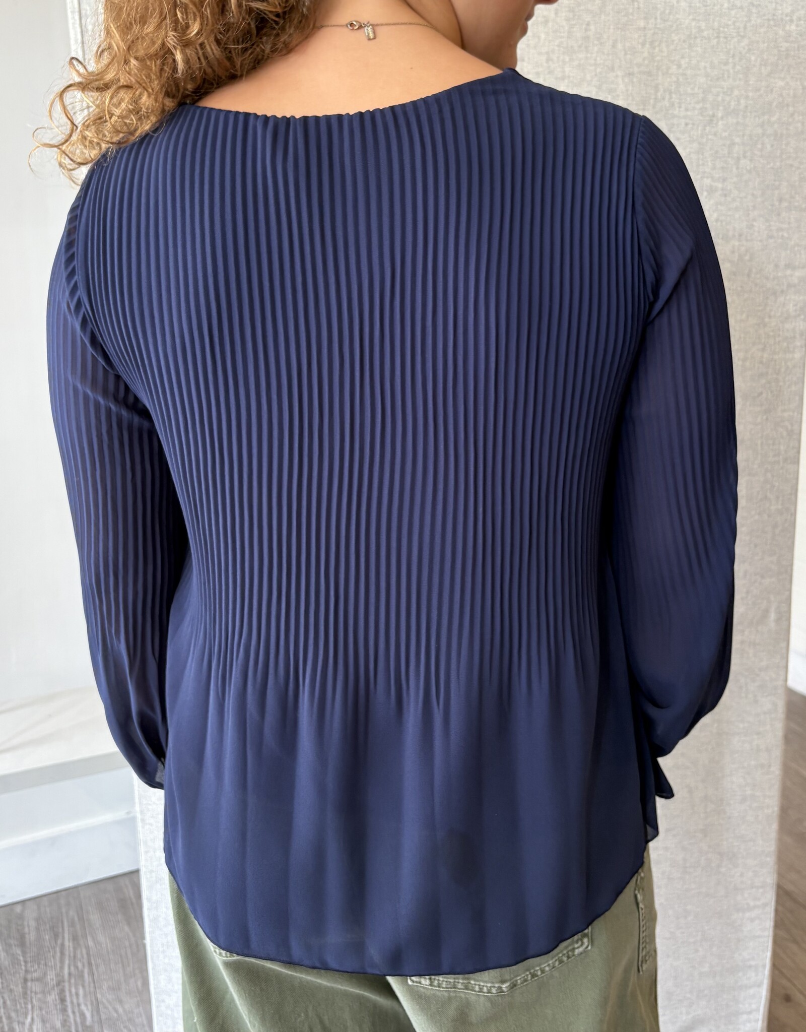 Pistache Pistache - R0389 Georgette V-Neck Blouse