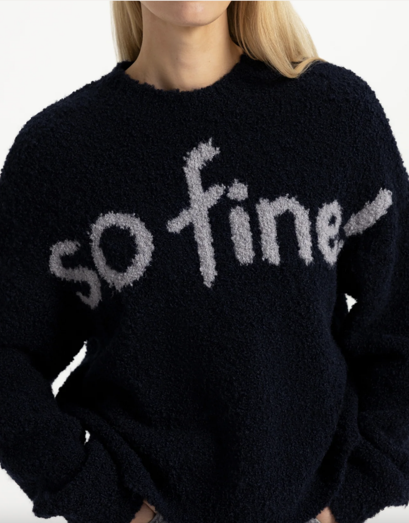 Yaya Yaya- knitted sweater with artwork 01000636