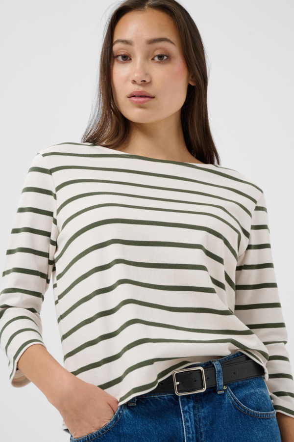 Part Two Part Two -T-Shirt Nela