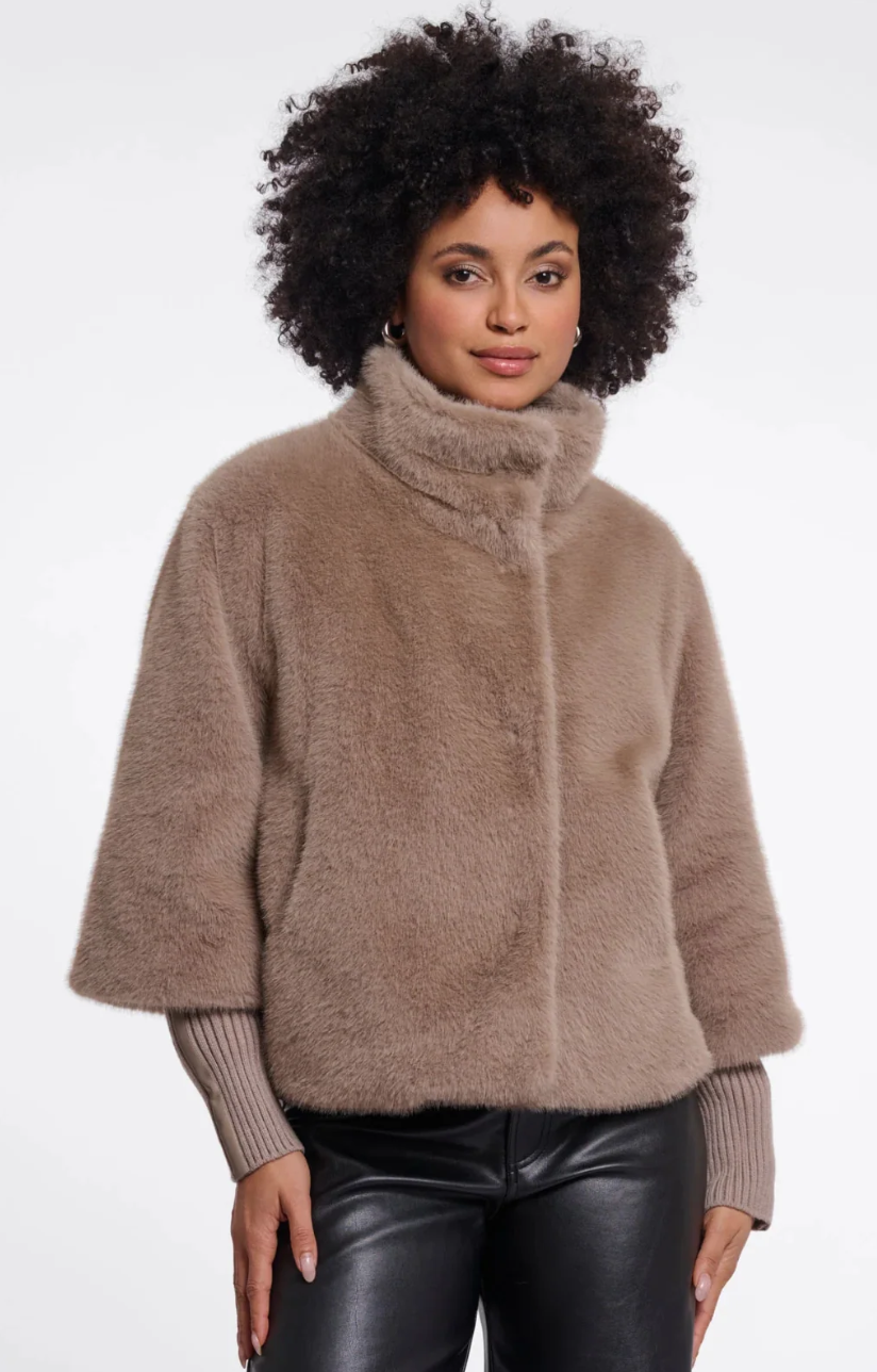 Rino & Pelle Manteau Fourrure Vegane Nesrin