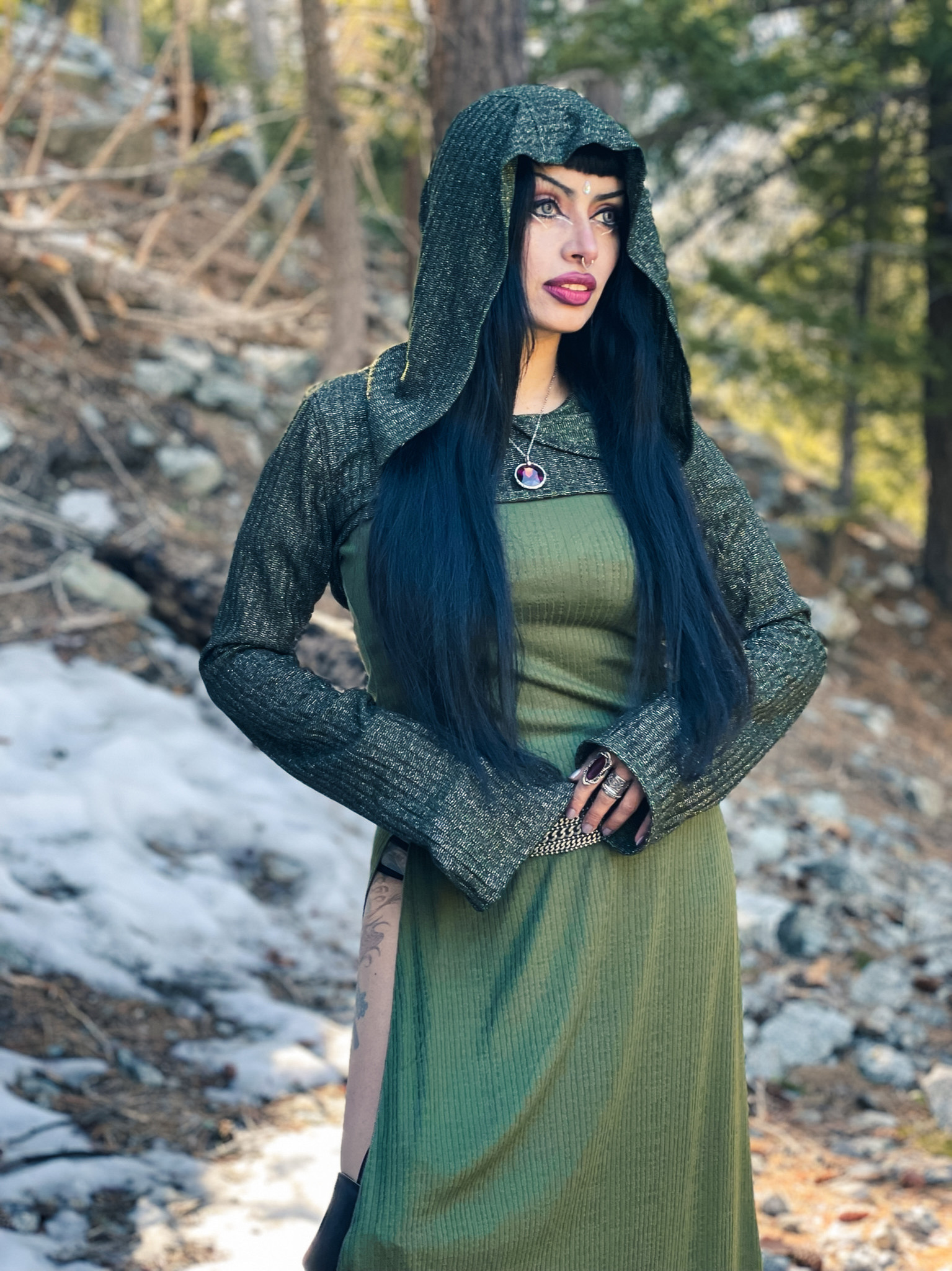 Hooded Shrug : Sparkle Knit