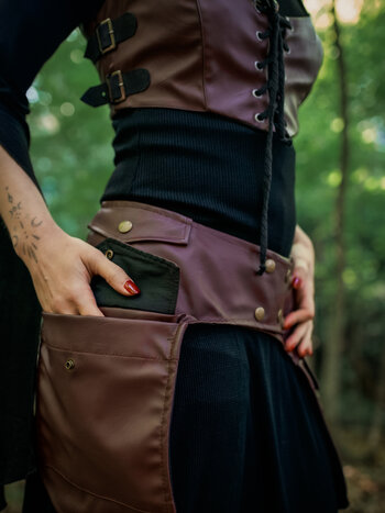 Adjustable Pocket Belt: Faux Leather