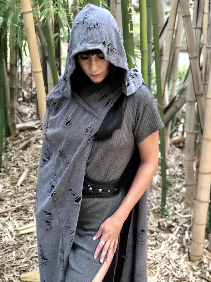 Convertible Cape : Distressed Grey Knit