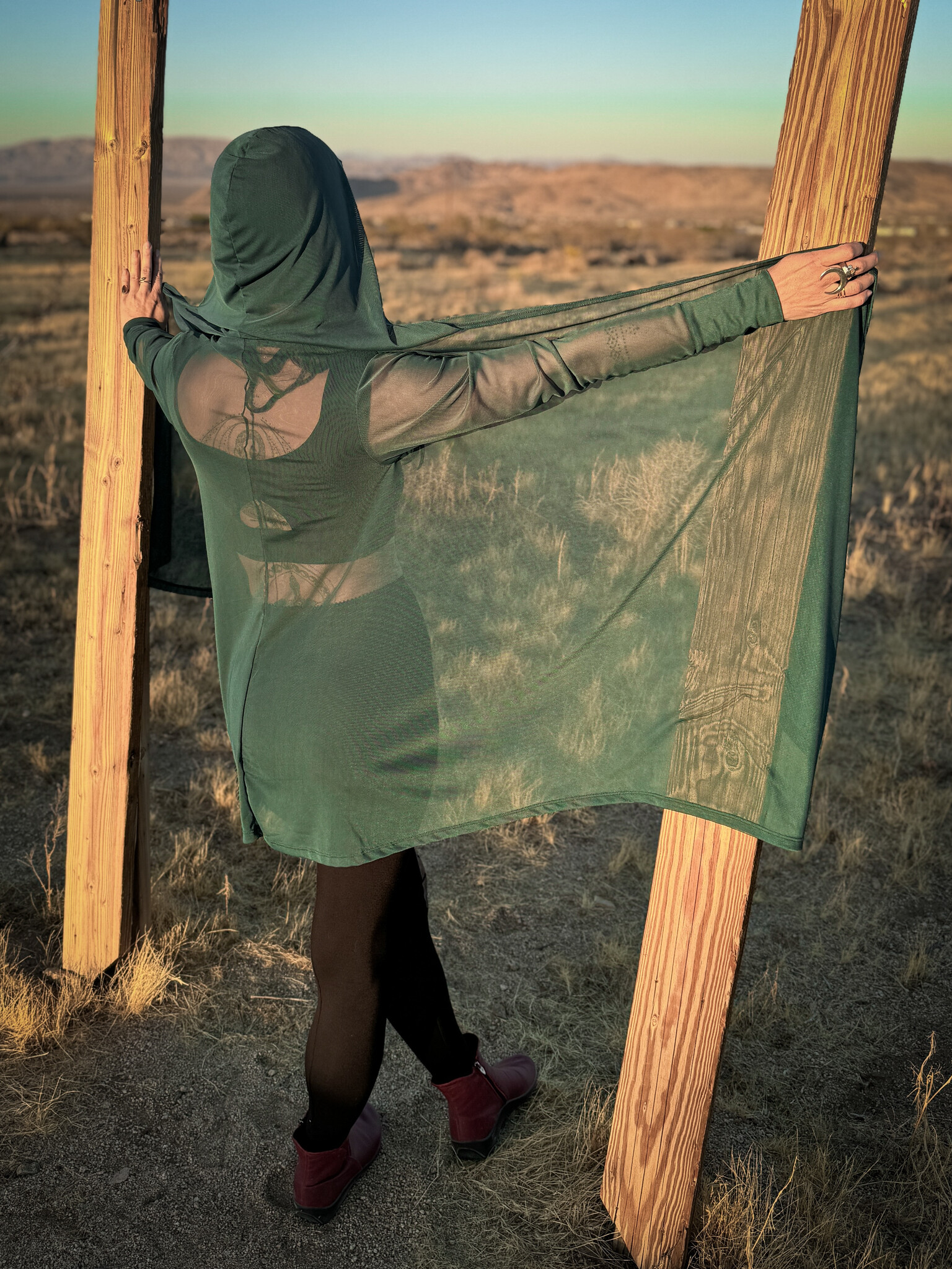 Hooded Mantle Wrap: Mesh + Clover