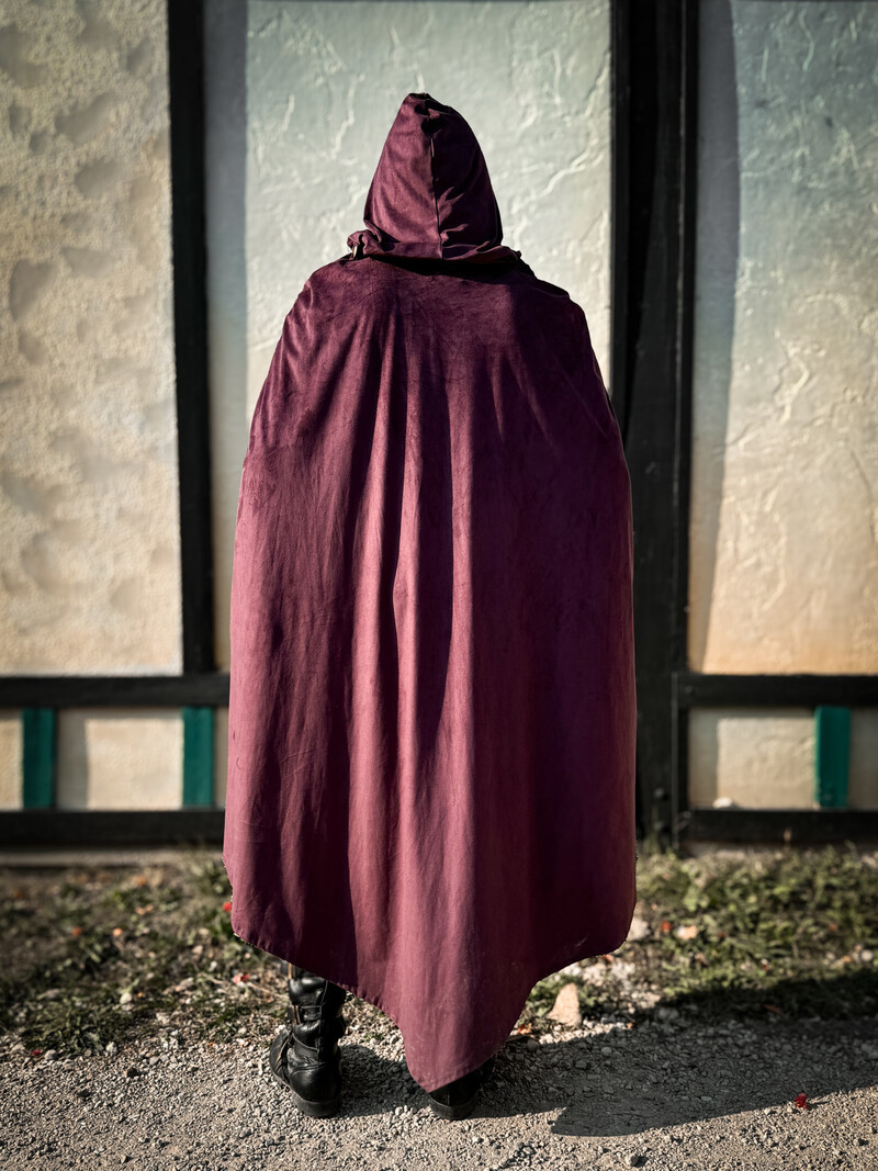 Convertible Cape: Textured UltraSuede Burgundy