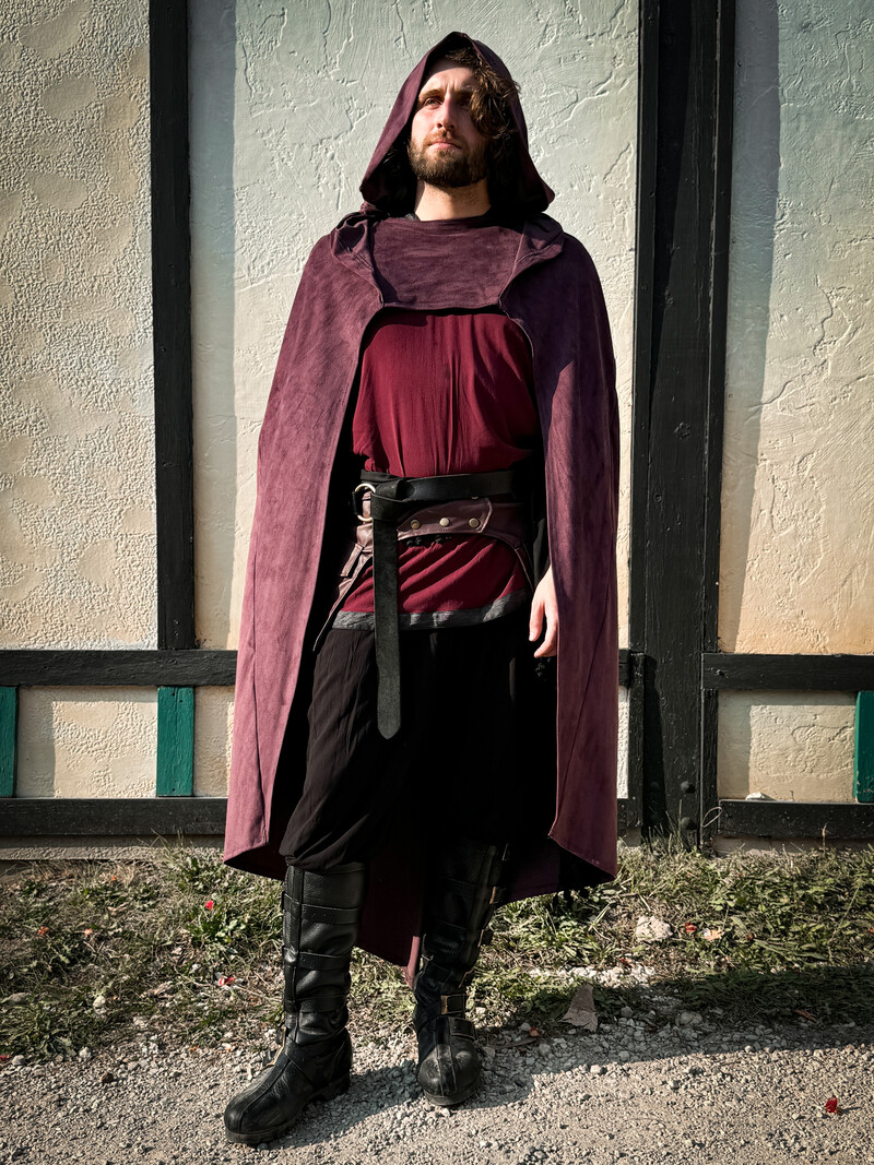 Convertible Cape: Textured UltraSuede Burgundy