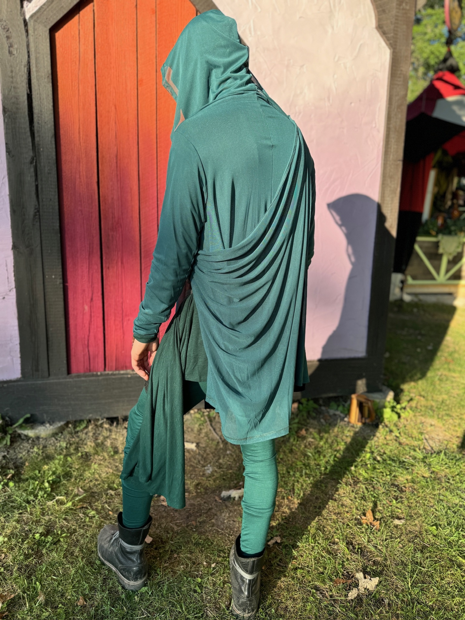 Hooded Mantle Wrap: Mesh + Clover