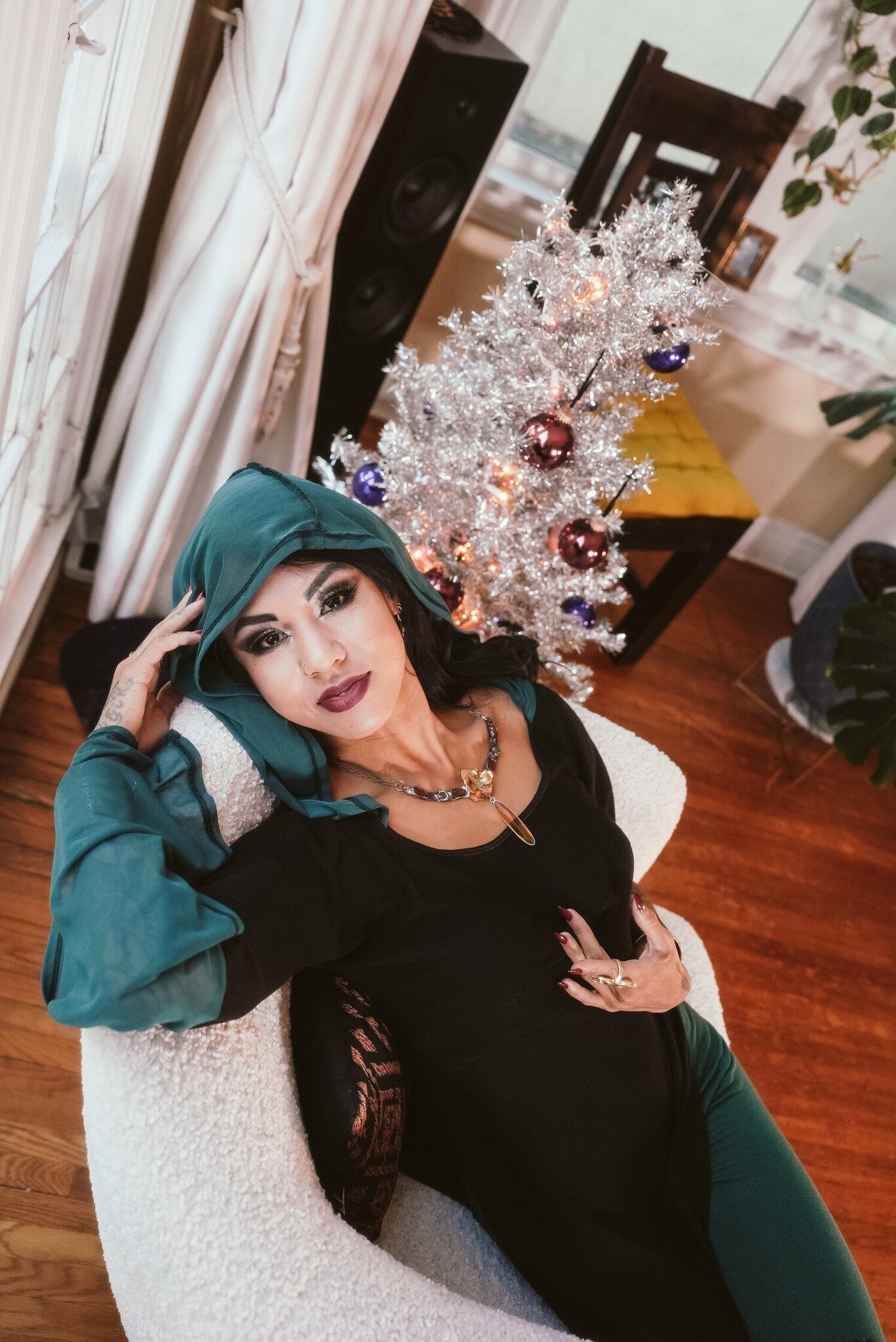 Hooded Tunic Top: Contrast Black/Clover