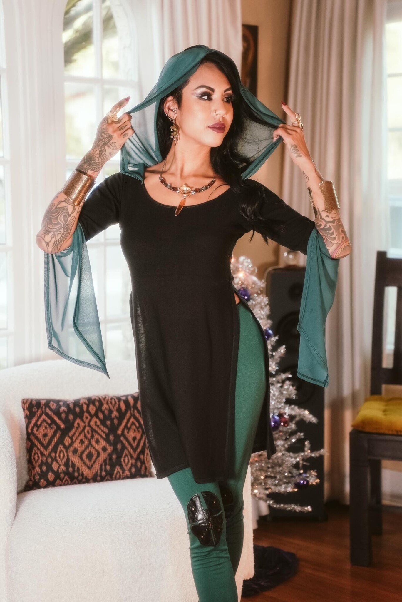 Hooded Tunic Top: Contrast Black/Clover