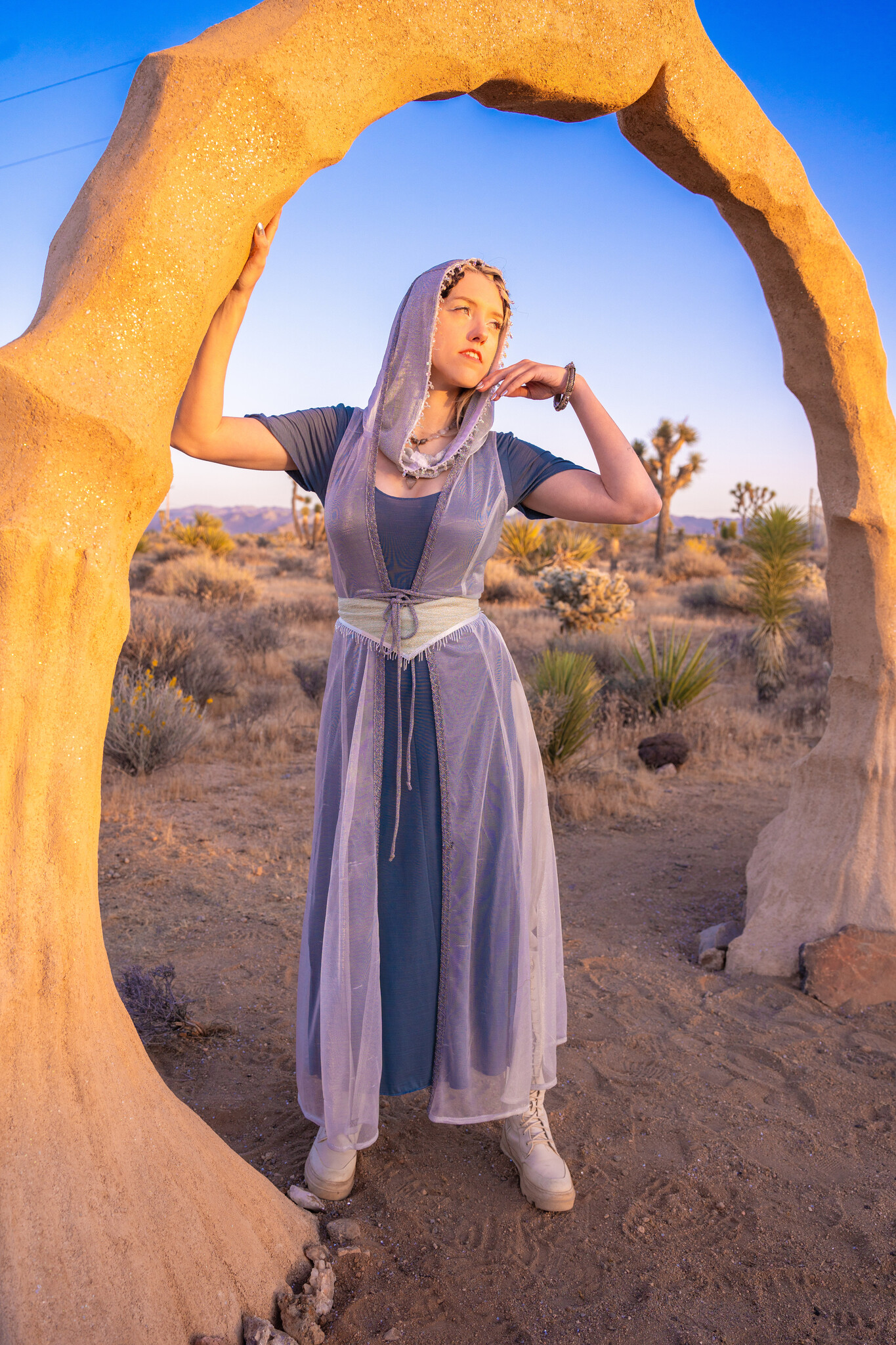Sorceress Duster : LightWeight MoonStone