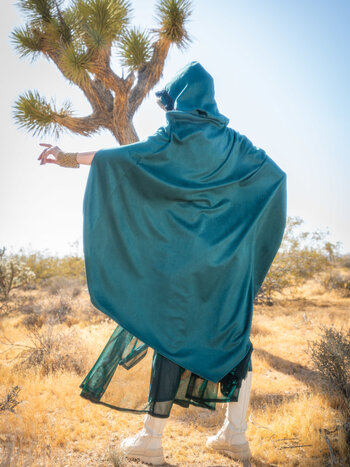 Convertible Cape : Techno Suede Teal