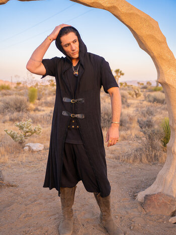 Druid Duster : Midnight Contrast