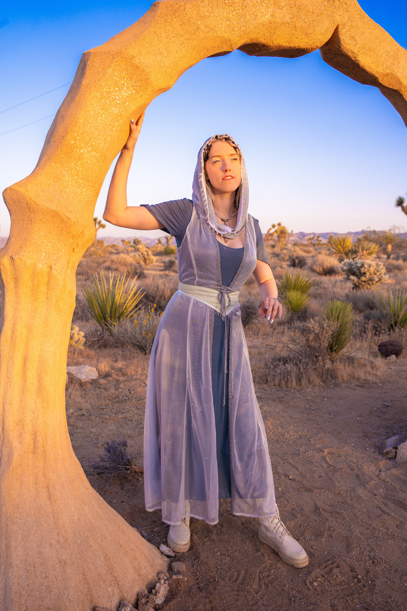 Sorceress Duster : LightWeight MoonStone